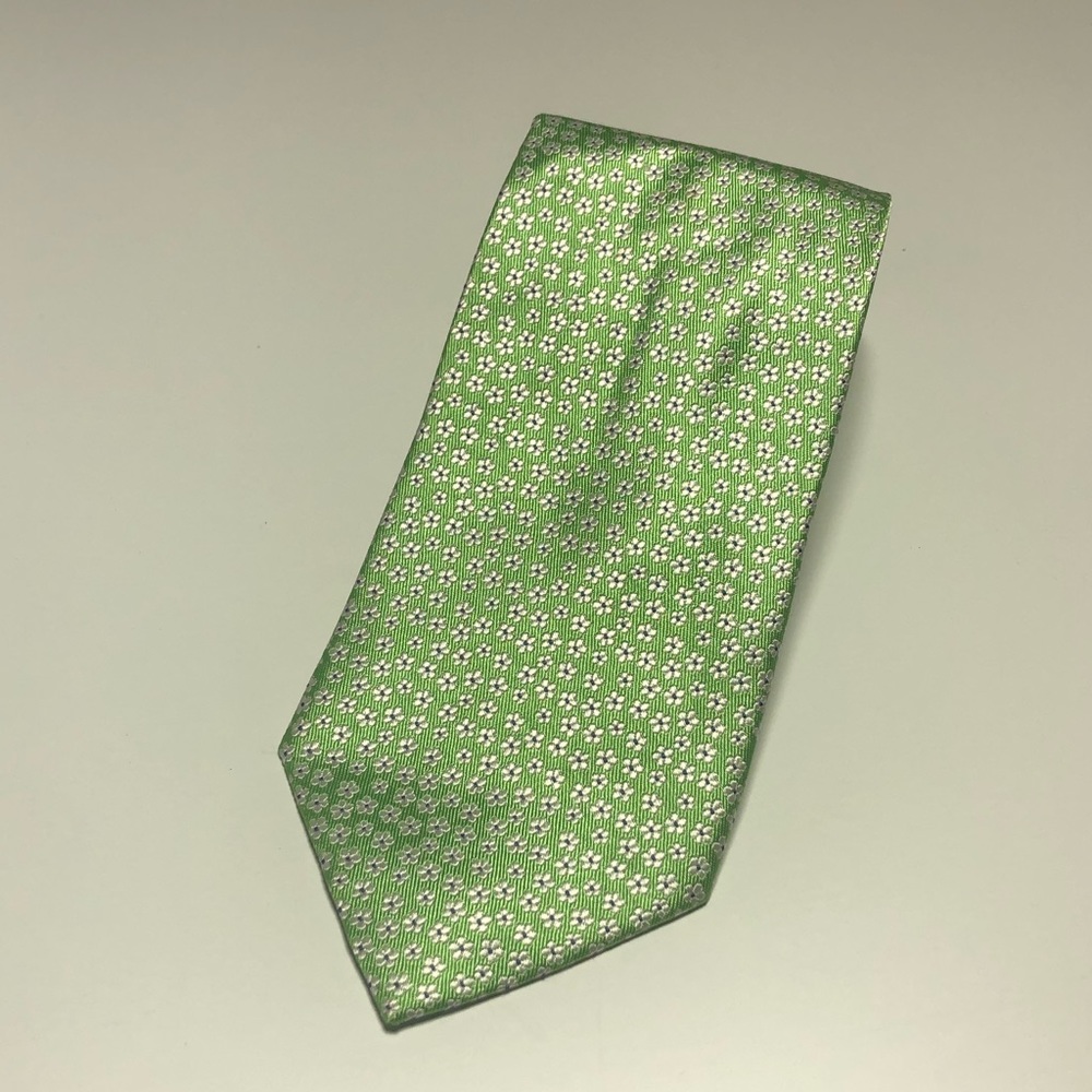 NAUTICA Green/White Floral Pattern Mens Silk Necktie
